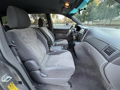 2009 Toyota Sienna LE 7-Passenger AWD   - Photo 11 - Mesa, AZ 85210