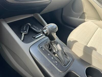 2015 Kia Forte EX   - Photo 21 - Mesa, AZ 85210
