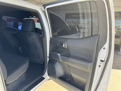 2017 Toyota Tacoma TRD Sport   - Photo 15 - Mesa, AZ 85210