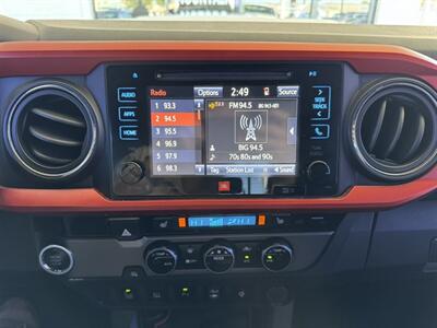 2017 Toyota Tacoma TRD Sport   - Photo 22 - Mesa, AZ 85210