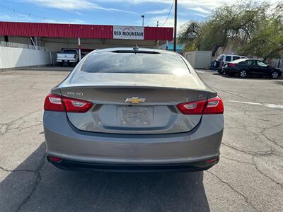 2018 Chevrolet Malibu LT   - Photo 5 - Mesa, AZ 85210