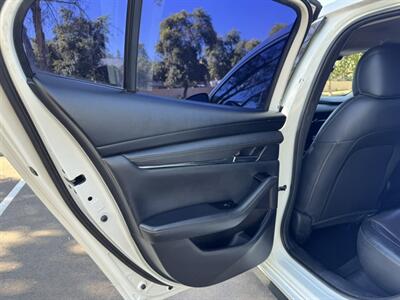 2019 Mazda Mazda3 Sedan Premium   - Photo 16 - Mesa, AZ 85210