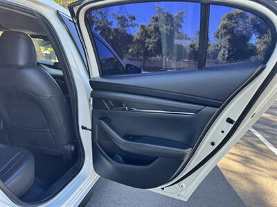 2019 Mazda Mazda3 Sedan Premium   - Photo 14 - Mesa, AZ 85210