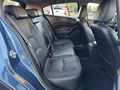 2017 Mazda Mazda3 Grand Touring   - Photo 14 - Mesa, AZ 85210