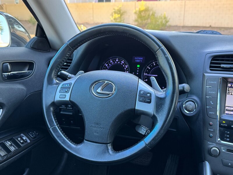 2015 Lexus IS 250C - Photo 17 - Mesa, AZ 85210