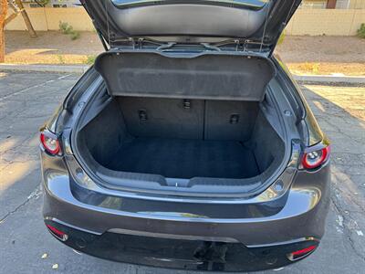 2020 Mazda Mazda3 Hatchback Preferred   - Photo 24 - Mesa, AZ 85210