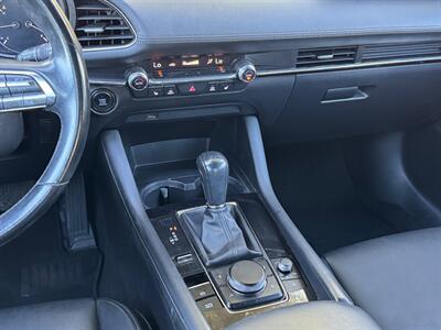 2020 Mazda Mazda3 Hatchback Preferred   - Photo 22 - Mesa, AZ 85210