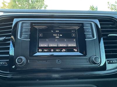 2016 Volkswagen Beetle 1.8T S PZEV - Photo 18 - Mesa, AZ 85210