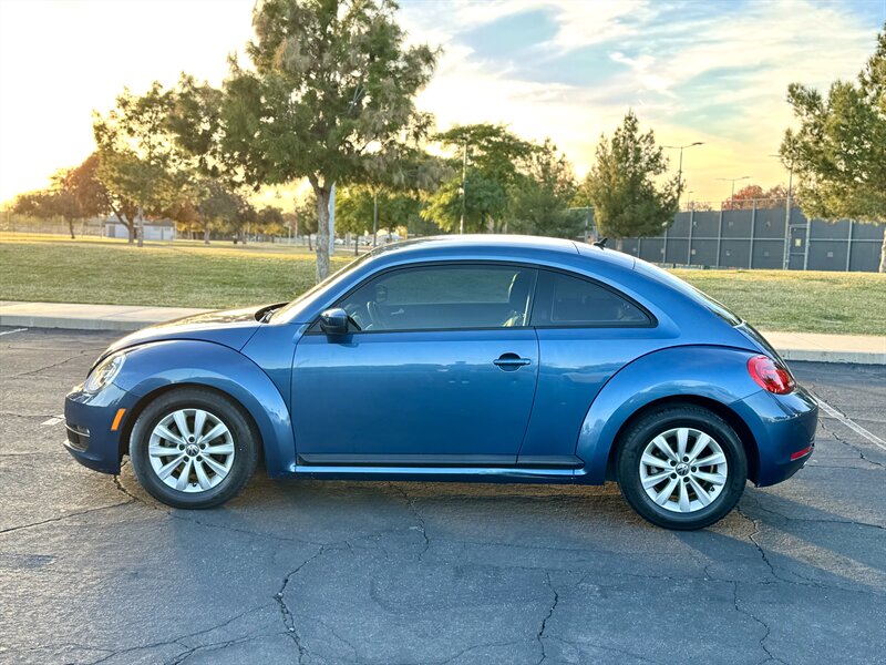 2016 Volkswagen Beetle 1.8T S PZEV - Photo 7 - Mesa, AZ 85210