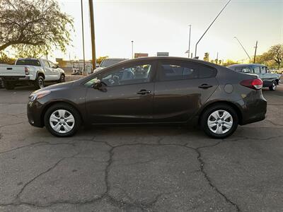 2017 Kia Forte LX   - Photo 3 - Mesa, AZ 85210