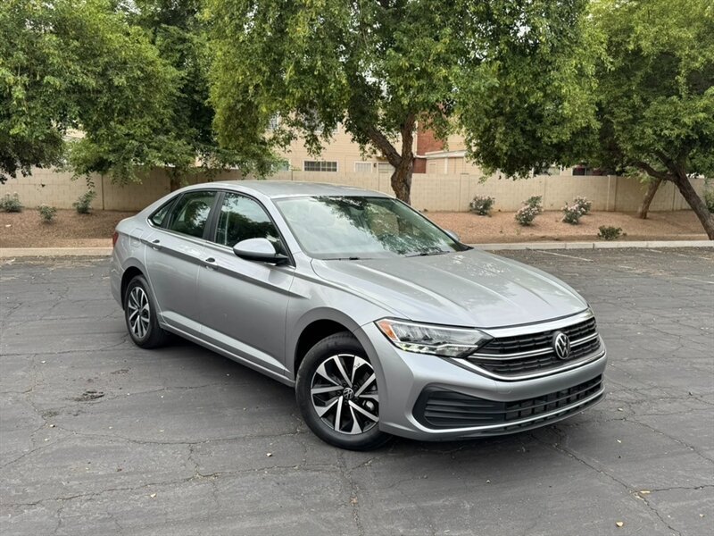 2024 Volkswagen Jetta S  