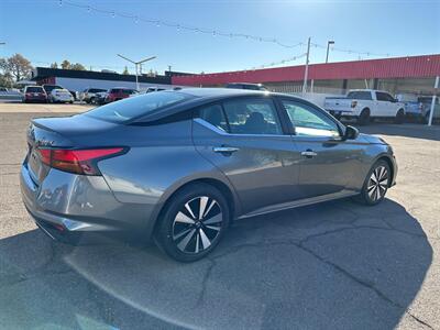 2021 Nissan Altima 2.5 SV   - Photo 6 - Mesa, AZ 85210