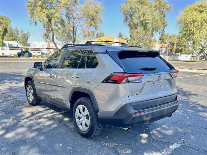 2021 Toyota RAV4 LE - Photo 5 - Mesa, AZ 85210