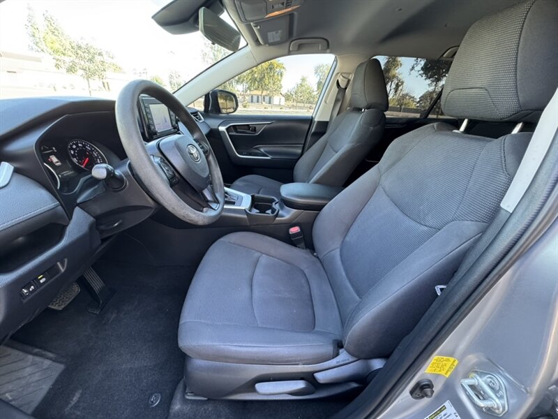 2021 Toyota RAV4 LE - Photo 9 - Mesa, AZ 85210