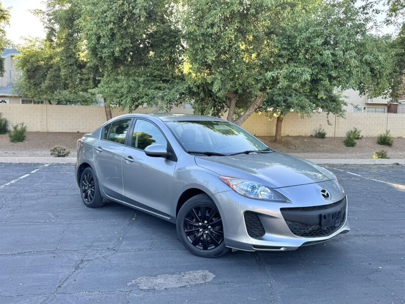 2013 Mazda MAZDA3 i Sport