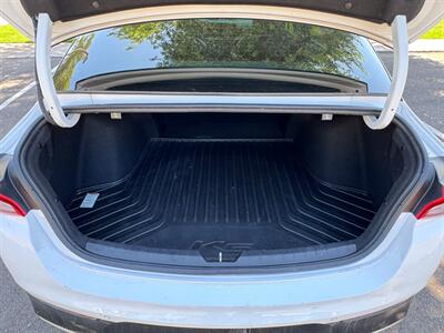 2021 Kia K5 EX   - Photo 28 - Mesa, AZ 85210