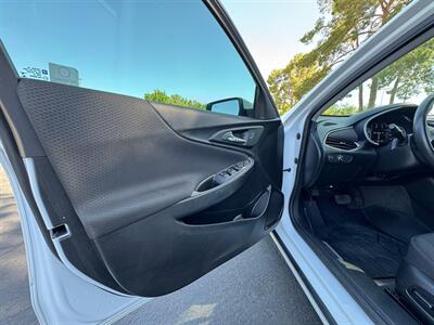 2021 Chevrolet Malibu RS   - Photo 10 - Mesa, AZ 85210