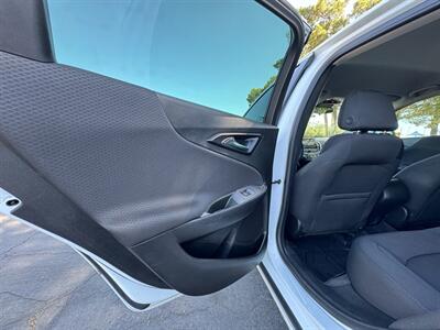 2021 Chevrolet Malibu RS   - Photo 16 - Mesa, AZ 85210