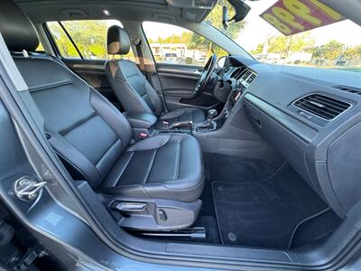 2018 Volkswagen Golf SportWagen TSI SE   - Photo 11 - Mesa, AZ 85210