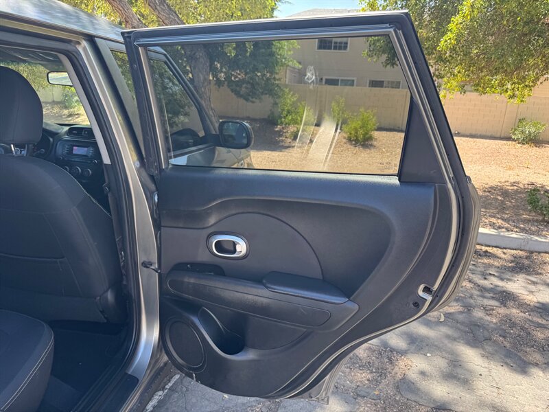 2014 Kia Soul + - Photo 15 - Mesa, AZ 85210