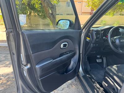 2014 Kia Soul + - Photo 12 - Mesa, AZ 85210