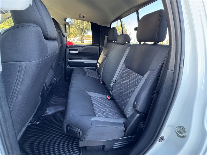 2018 Toyota Tundra SR5 - Photo 16 - Mesa, AZ 85210