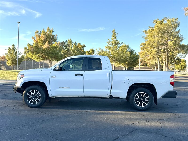 2018 Toyota Tundra SR5 - Photo 7 - Mesa, AZ 85210