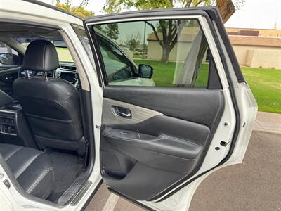 2018 Nissan Murano SL Midnight   - Photo 16 - Mesa, AZ 85210