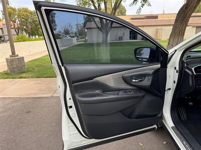 2018 Nissan Murano SL Midnight   - Photo 11 - Mesa, AZ 85210
