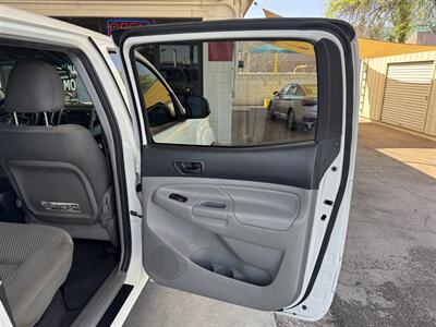 2013 Toyota Tacoma PreRunner V6 - Photo 14 - Mesa, AZ 85210