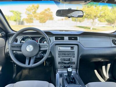 2012 Ford Mustang V6 Premium   - Photo 14 - Mesa, AZ 85210