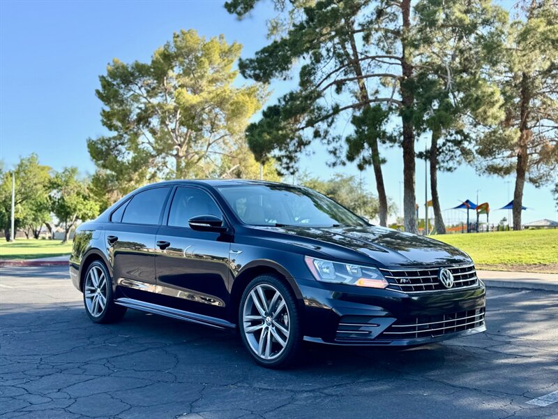 2018 Volkswagen Passat 2.0T R-Line  