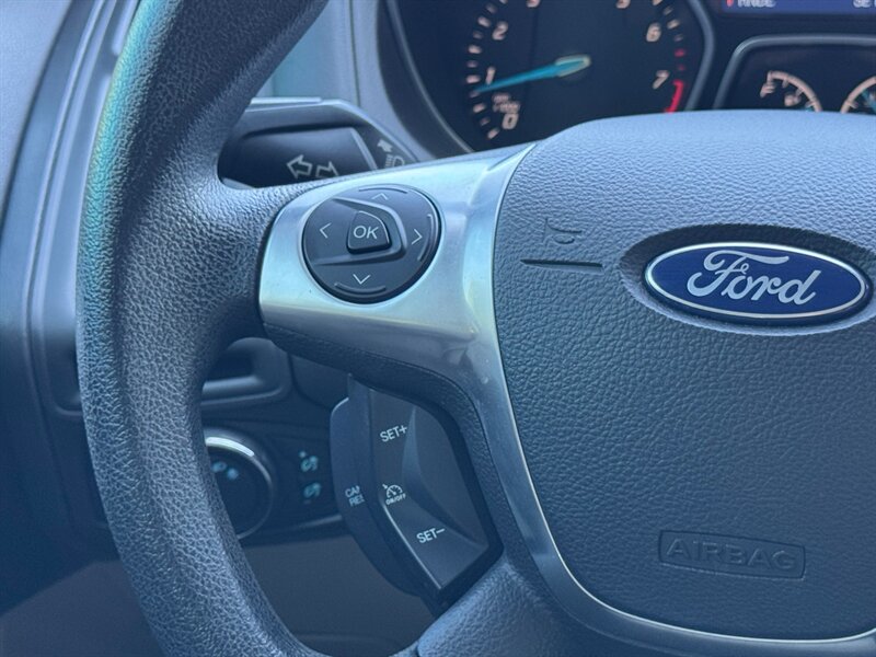 2014 Ford Focus SE - Photo 22 - Mesa, AZ 85210