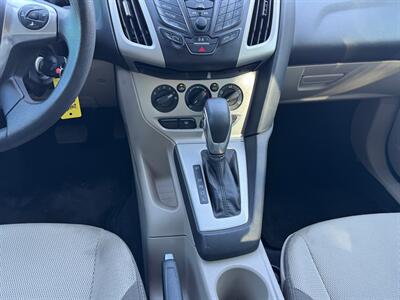 2014 Ford Focus SE - Photo 25 - Mesa, AZ 85210