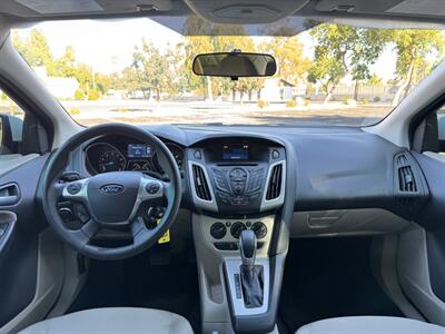 2014 Ford Focus SE - Photo 19 - Mesa, AZ 85210