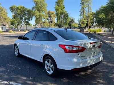2014 Ford Focus SE - Photo 3 - Mesa, AZ 85210