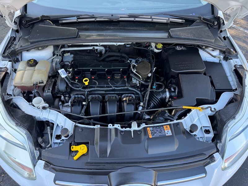2014 Ford Focus SE - Photo 28 - Mesa, AZ 85210