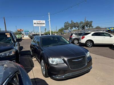 2019 Chrysler 300 Limited   - Photo 2 - Mesa, AZ 85210