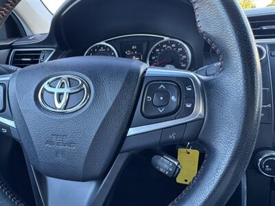 2015 Toyota Camry SE   - Photo 19 - Mesa, AZ 85210