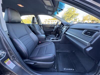 2015 Toyota Camry SE   - Photo 10 - Mesa, AZ 85210