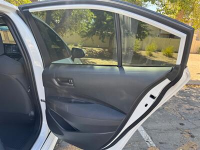 2022 Toyota Corolla LE   - Photo 16 - Mesa, AZ 85210