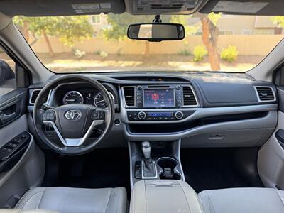 2015 Toyota Highlander XLE - Photo 17 - Mesa, AZ 85210