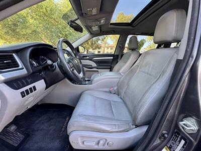 2015 Toyota Highlander XLE - Photo 9 - Mesa, AZ 85210