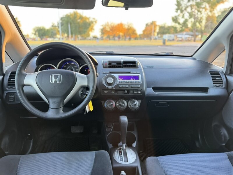 2008 Honda Fit LX - Photo 18 - Mesa, AZ 85210
