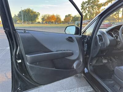 2008 Honda Fit LX - Photo 11 - Mesa, AZ 85210