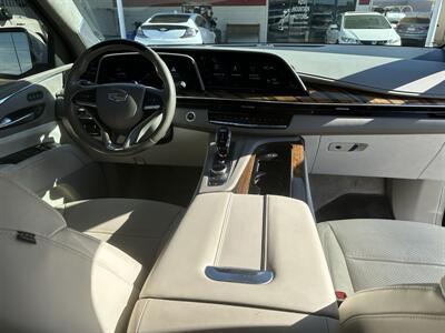 2023 Cadillac Escalade Sport Platinum   - Photo 9 - Mesa, AZ 85210