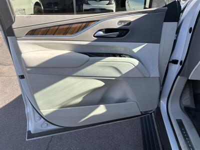 2023 Cadillac Escalade Sport Platinum   - Photo 6 - Mesa, AZ 85210