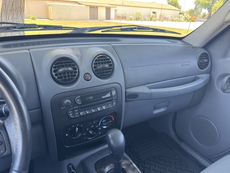 2007 Jeep Liberty Sport - Photo 21 - Mesa, AZ 85210