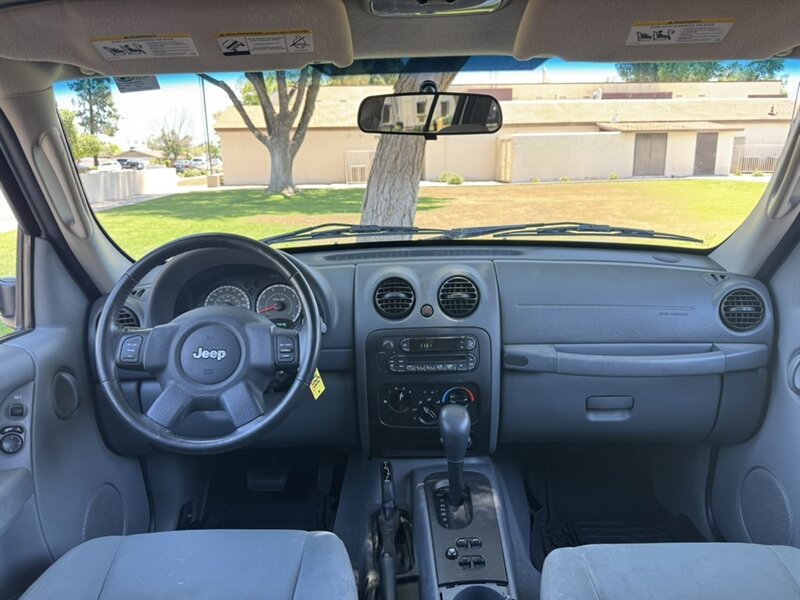 2007 Jeep Liberty Sport - Photo 17 - Mesa, AZ 85210