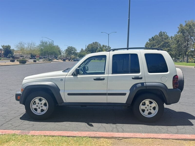 2007 Jeep Liberty Sport - Photo 6 - Mesa, AZ 85210